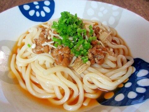 えのきラー油納豆の冷やしうどん